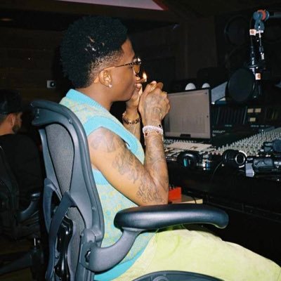 eternity6242's profile picture. 🫶🏼🧡