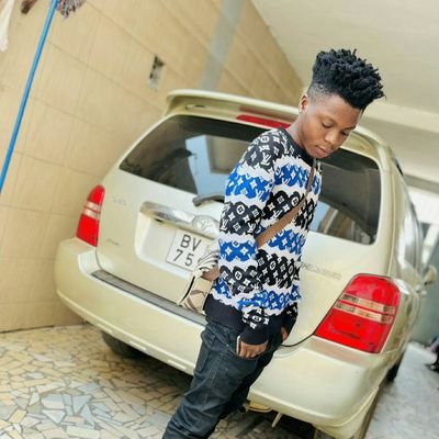 Adebayolomo's profile picture. In a world of worriers, be a warrior. Nigerian 🇳🇬 music freak 🎶