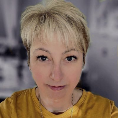 CO native 💜 aging hippie. She/her. Mom of 2 humans & 3 cats 🐈⬛ ☕️ 🎼🎶 💚@EdwardMurrayIII! #VOTE #BlueCrew 💔 #ally 🏳️🌈 #BLM #GunReform #ERA #ThankYouTG