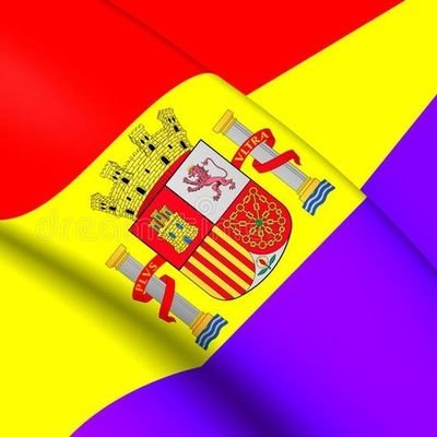 Licenciado en Económicas.
Socialista (PSOE) y republicano imbatible.
Bético y de la Esperanza de Triana.