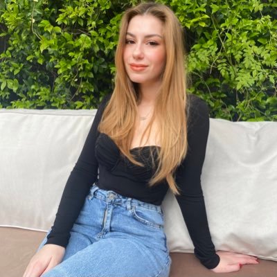 GulsuKoca's profile picture. izmir | deu