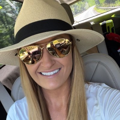 Limeliz16's profile picture. 