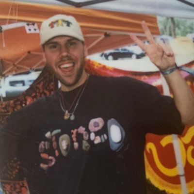 mikepassarello's profile picture. Down the wubbit hole 🕳️ 👾

Peace to your mind just let yourself shine 🌞🎷