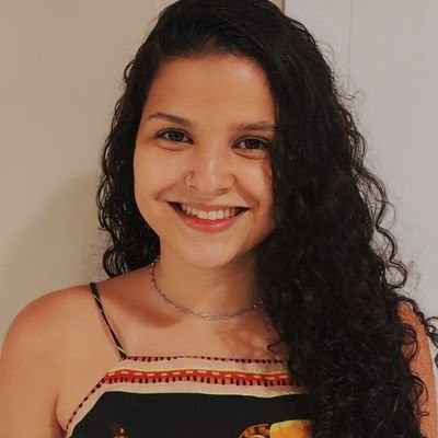 christinarreal's profile picture. 