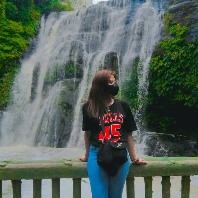 mrblqdng's profile picture. Give your worries to God He will put His peace in your heart.😍