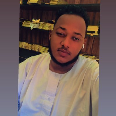 اللهم ارحمني يوم لايسْمع لقلبي نبض واجعَل لي يارب مِن بعد موتي أهلاً وأصحاباً وأحبه لايهجرون وصلي بالدعاء 🤍