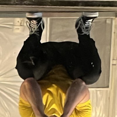 drinkbudweiser's profile picture. 