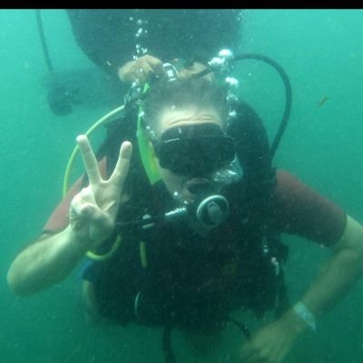 HernanMontejano's profile picture. Hincha de talleres. Rata de laboratorio 🍷⚽🏀📊👨‍👩‍👧‍👧✌️🇦🇷 ⭐⭐⭐ Serú-Spinetta-Solari