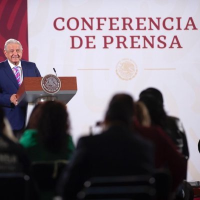 Resumen visual de la conferencia matutina de prensa del Presidente AMLO de Mexico
-¿Qué dijo el presidente?
-¿Qué decian las preguntas?
Bot by @dionicio_98