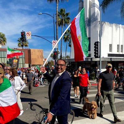 Ramin2999's profile picture. I have opinions!