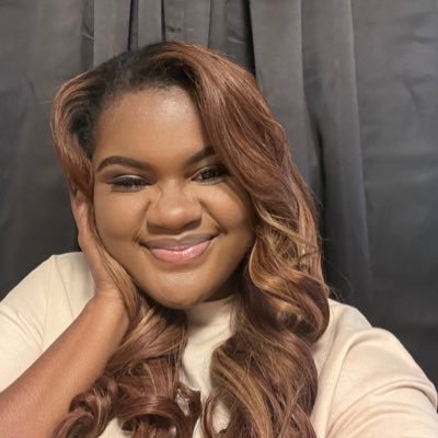 friendly black hottie| aamu alumna| pretty girl💗💚| diet culture dropout