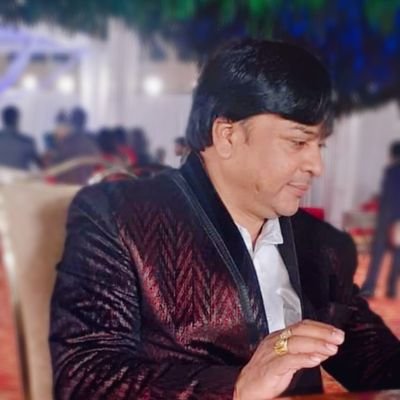 अध्यक्ष विश्व हिंदू परिषद गोला गोकरण नाथ लखीमपुर खीरी यूपी 9450502310 विशेष - विधर्मी (कुकर्मी) ऊंचा पैजामा फॉलो न् करें !