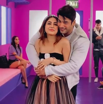 AyeshaK49042216's profile picture. 