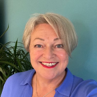 gwenstirling's profile picture. Founder of Seeds of Transformation and Omni-Working. Pioneering approaches in post-pandemic working, virtual OD and dialogue