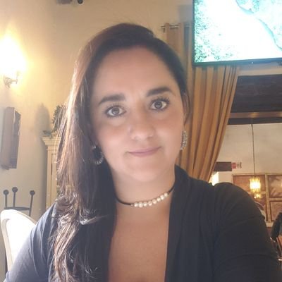 Soy el juguete predilecto de algún niño extraterrestre que juega conmigo a los humanos.