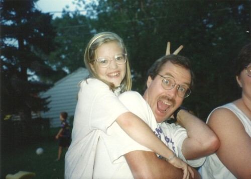 DadTipOTheDay's profile picture. 