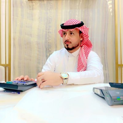 ينكسر الزجاج فينتهي الصوت بسرعة ؛ وتبقى قطع الزجاج تجرح من يلمسُها . كذلك الكلام الجارح ينتهي ؛ ويبقى القلب يتألم طويلاً