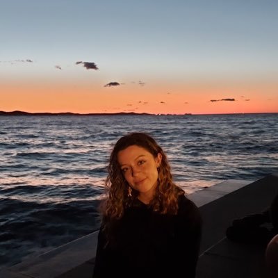 ZoeVictorie's profile picture. pr pusher & poet / all views sadly my own :)