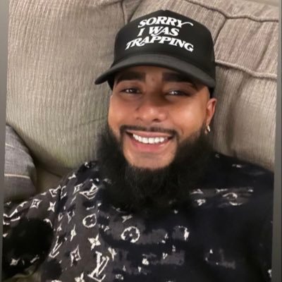 Im Alexander, he's no Alexander. I major in quantum physics . Rip Emran , Praise be to Allah
