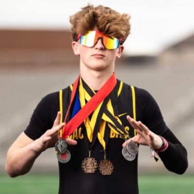 Forney High school Track/Football || 6,0 160 || Class 2025 || Wide Receiver, Hurdler || Summer 2022 Hurdle State Qualifier