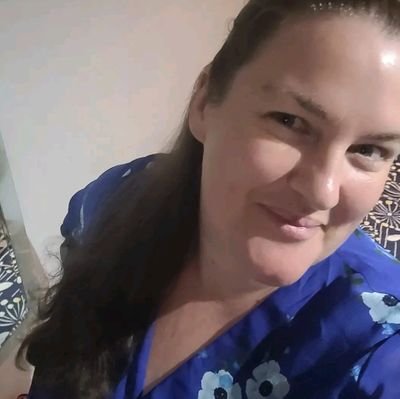 Tina_in_Raetihi's profile picture. Mum, reader, learner, graduate, educator, unionist, feminist, vegetarian, sceptic, film lover. Generally against labels...