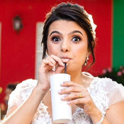 _brunaroccha's profile picture. Então viva uma vida da qual você irá se lembrar 🪷