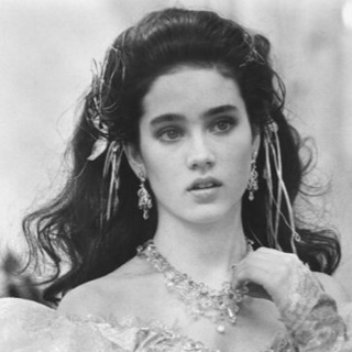 Labyrinth_Sarah's profile picture. Labyrinth RP// Labyrinth is my favorite book and Lancelot is my Teddy bear. I beat the Goblin King...yet something is missing...