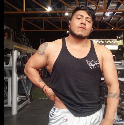 Una vez me dijeron que debería comportarme como lo que soy. Hice todo lo contrario.