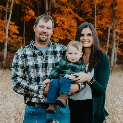 jrvance24's profile picture. GROWMARK Seed Operations Manager 🌽🌱🌾, Farmers Daughter, Farmers Wife and Mom to Hank & Jack 💙