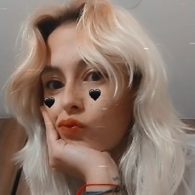 Emartsy2's profile picture. 💙 25 y/o 💙 Petite latina permanently in love of sexting 💙 18+💙 NSFW 💙 #ACAB