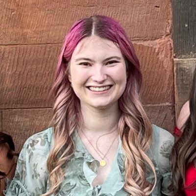 PhoebeRose1106's profile picture. 