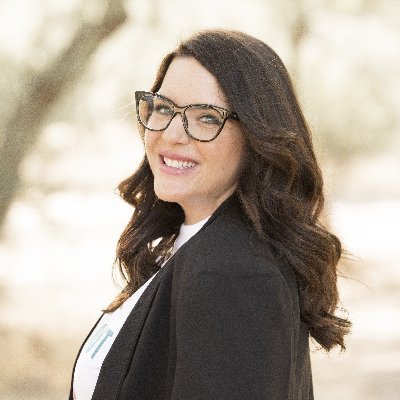 drafletcherDID's profile picture. Trafficking Survivor, Trailblazer, Consultant, Speaker, Author, & Mental Health Advocate. Host of Braving the Way with Dr. Fletch Podcast.