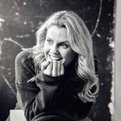 ciarabailey1's profile picture. Irish actress ☘
Dog mom 🐕
Fitness lover 💪

'Everything you've ever wanted is sitting on the other side of fear' ❤ George Addair. Rep'd by Ann Curtis Agency