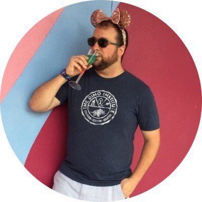 A life devoted to the themed entertainment industry. Theme Park influencer, Orlando local, shenanigans. The balding half of @TheSchmoofs. He/Him