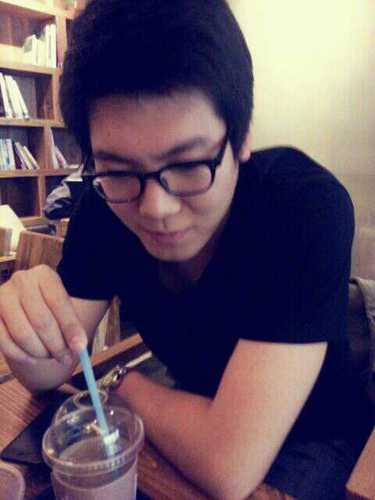 Yong_chul's profile picture. 