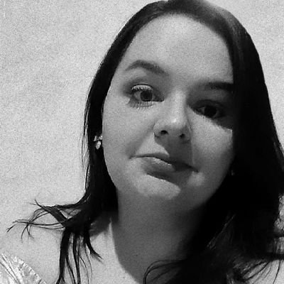 camilaluzzz's profile picture. 