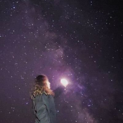 jupiteregitsem's profile picture. Tarih YL  | Astronomi Tarihi                                                                   🚀🌕👩‍🚀💫  
ig: zeyneptugce13