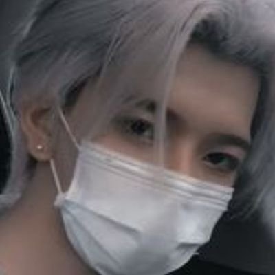 KyikyiW35365's profile picture. 