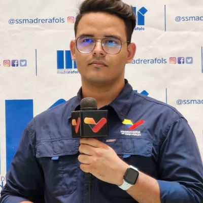 Venezolano - Periodista de @VTVcanal8 | La comunicación es la mejor herramienta para defender la Patria. 🎤🇻🇪