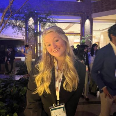 isabellag_nthc's profile picture. nth@c ‘25 | deca | NT tour ambassador