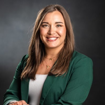 AZ Native🏜 | Chicago Transplant🏙 | @NUSBcats Alum🥎 | @BigTenNetwork Analyst🎙️📺 |  @Google Data + Tech Transformation Lead 👩🏽‍💻