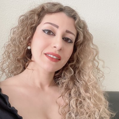 لامنتمية 🇱🇧 @lamafayyad - خبير محاسبة مُجاز - كاتبة في مجال الطبيعة البشرية