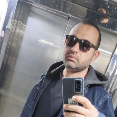 AvniKalayc2's profile picture. Avni kalaycı