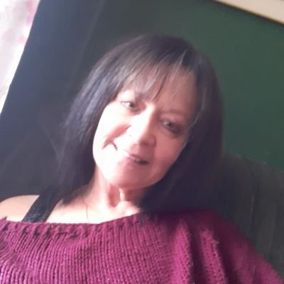I am a medium ( get messages from passed LOVED ones)
Oil painter
RN
Animal lover & a professional potter.