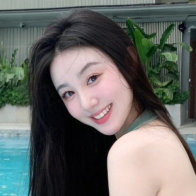 jiangxiaoli888's profile picture. 在这吹不出褶皱的平静日子里，我在闪闪发光。