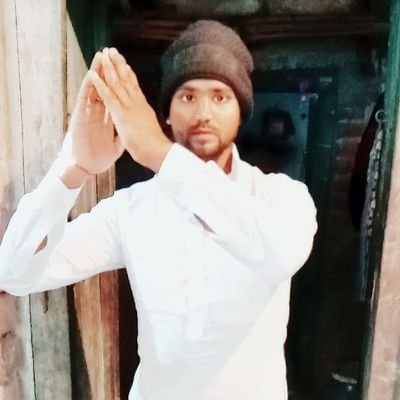 In Hemant Kartik alias Guddu Chauhan, Youth District President Officer of Kisan Sangharsh Samiti. In the service of the people while protecting the democratic v