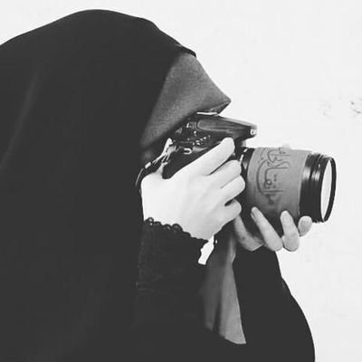 خاک پای مادرم را من به چشمم می کشم
دختر دهه ۶۰🙇♀️متولد 💖عاشقانه ترین ماه سال ،ماه شهدای خط شکن ✌عملیات خیبر،نیمچه عکاس ،آرزویم نجف🤲