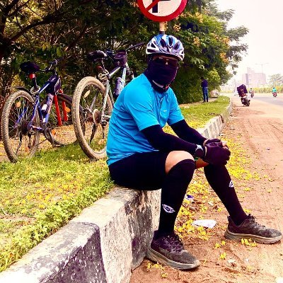 Crafting @HiringHouse | Gig Economy Advocate | Entrepreneur | 🚴♂️ | 📚 | 🌄
