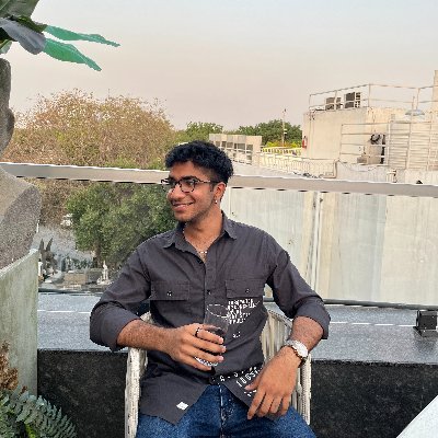 ReedhavG's profile picture. writer, beatboxer, cuber, debater and student