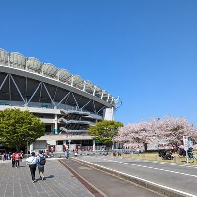 zerosikao's profile picture. どんことなことでもポジティブで行きたい!
鹿島移住したい。今年からソシオのカテゴリ5でぼっち観戦してます。